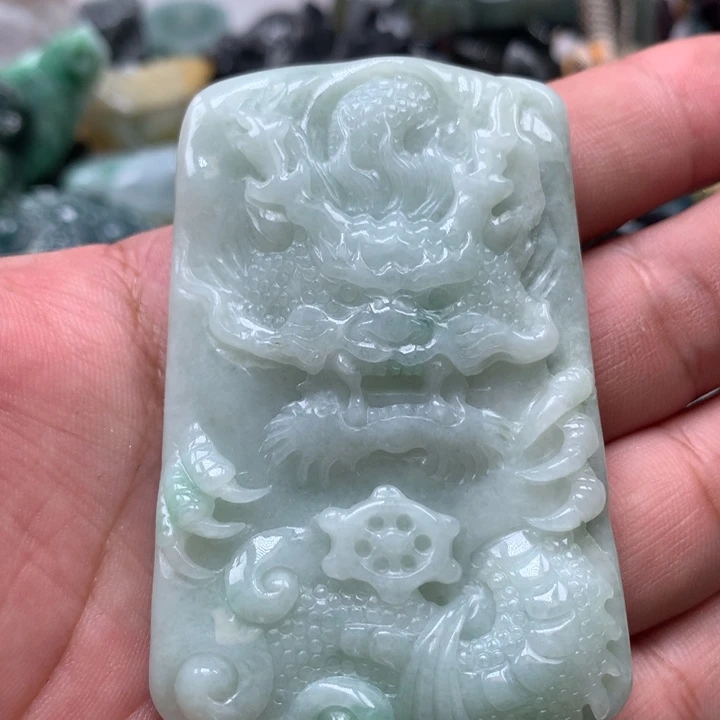 翡翠颈饰未镶嵌保真天然A货翡翠