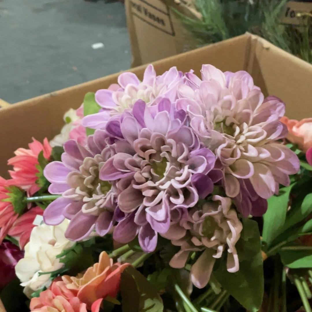 陶瓷花瓶，部分微瑕