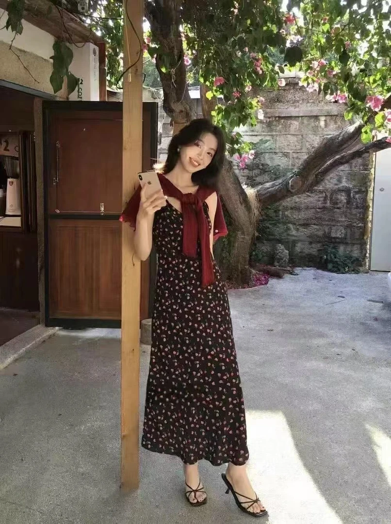 【300-500】2025韩版小清新仙女T恤长袖碎花显瘦气质时尚