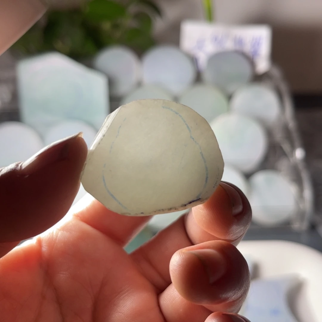 翡翠裸石翡翠毛料