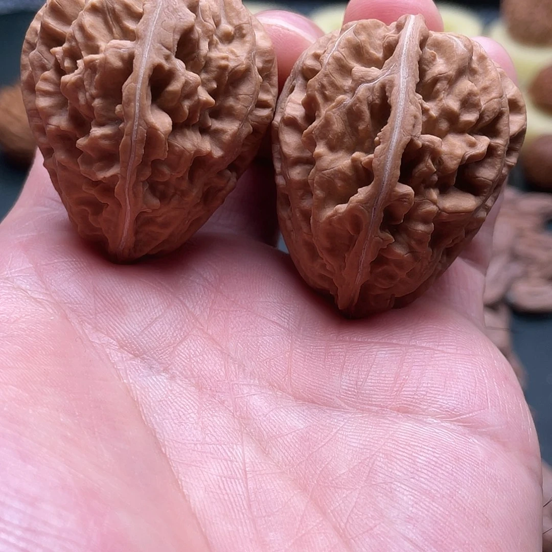 吊坠猴头核桃草莓桩闷尖塔