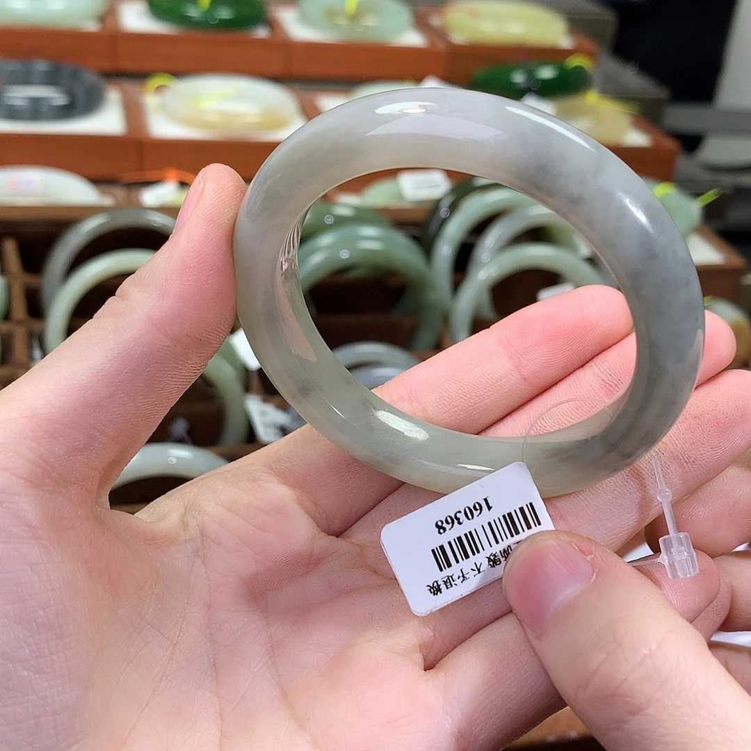 和田玉未镶嵌手镯52