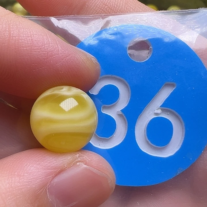 蜜蜡未镶嵌珠宝奇石12.2m m