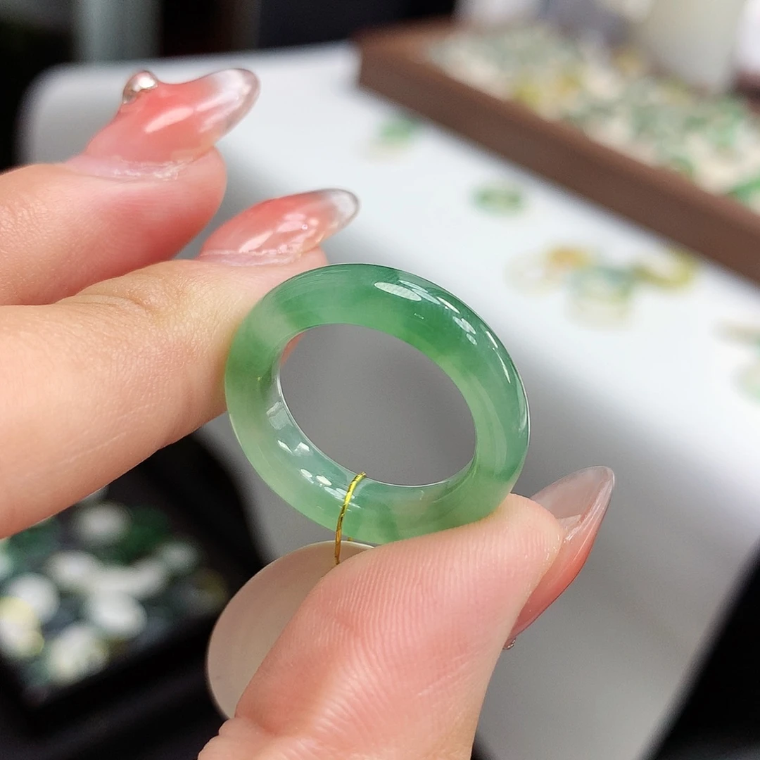 翡翠戒指未镶嵌15号