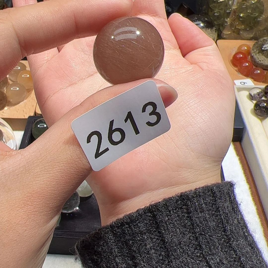 未镶嵌水晶大型摆件（非配饰）