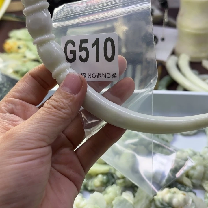 蛇纹石玉发饰合金月*