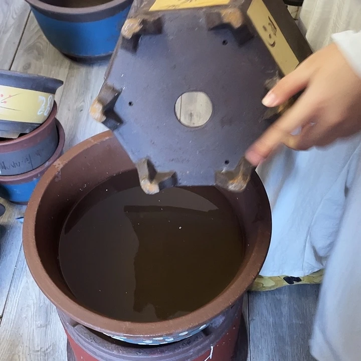 32黄六方花盆花盆花盆