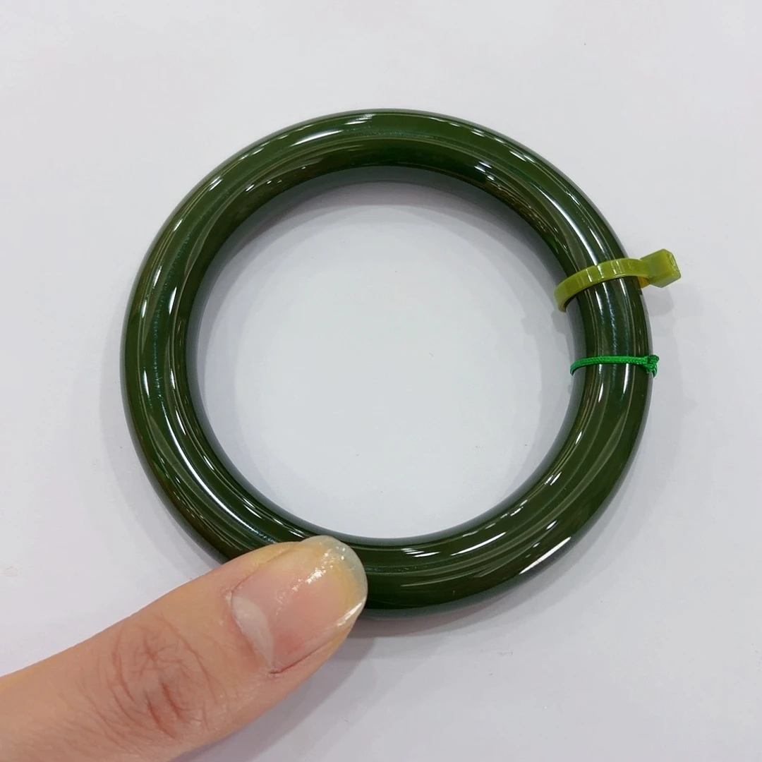 北****和田玉（碧玉）未镶嵌手镯