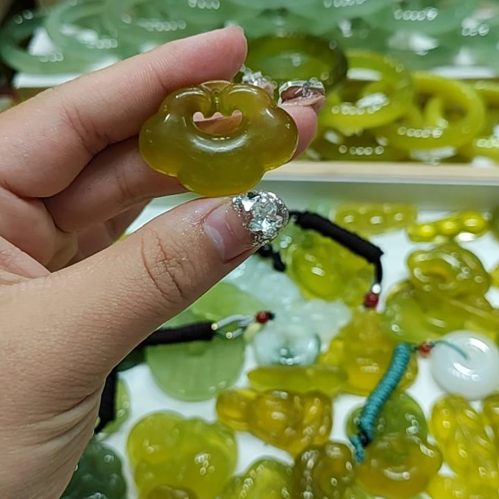 我***云岫玉未镶嵌颈饰拍一发一