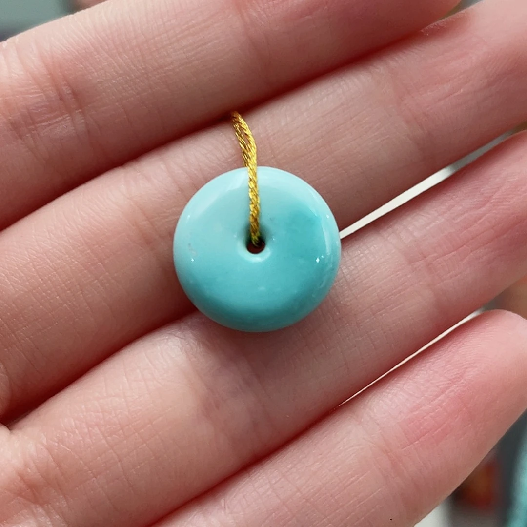 绿松石颈饰未镶嵌