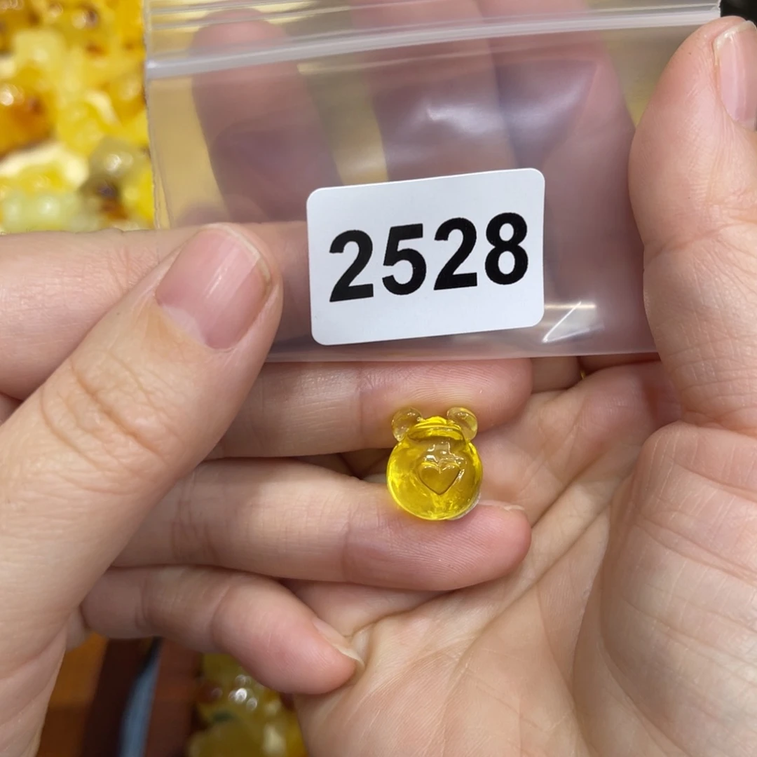 琥珀珠宝奇石未镶嵌