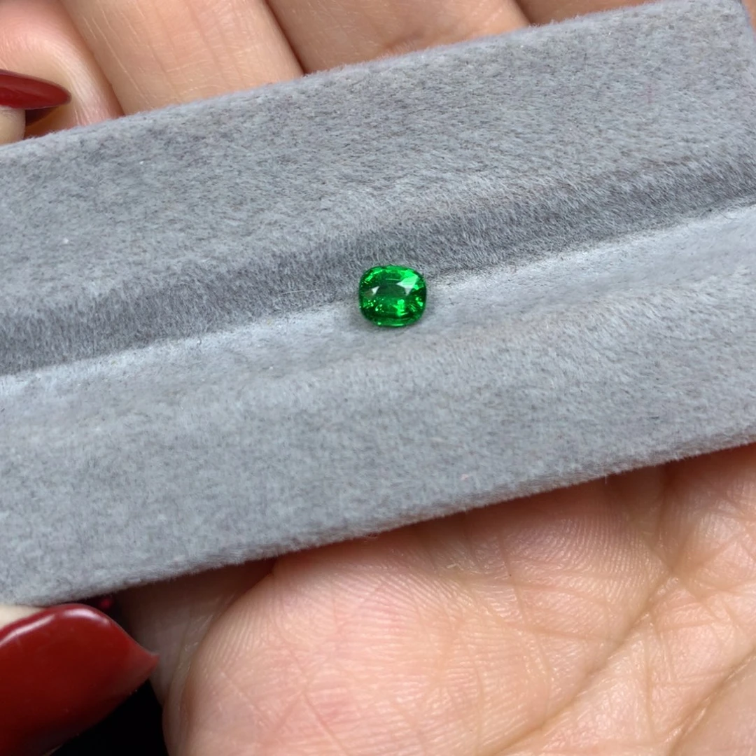 石榴石裸石未镶嵌沙弗莱