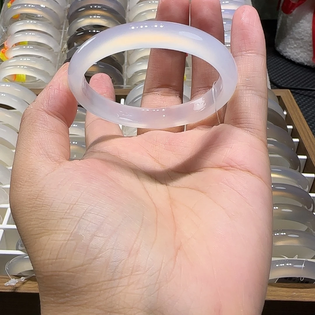 手镯玛瑙/玉髓未镶嵌50白月光
