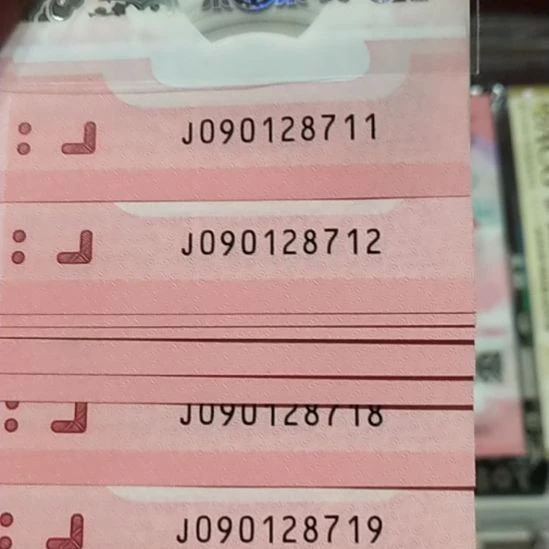 塑料蛇年纪念钞无34标十