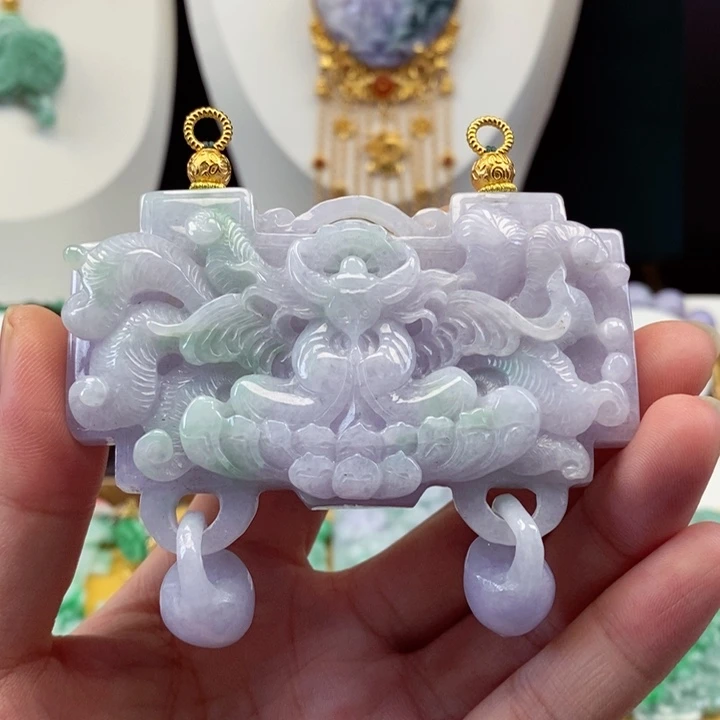 翡翠颈饰未镶嵌翡翠吊坠