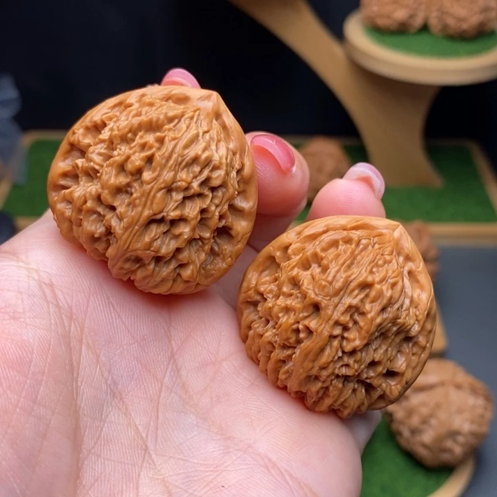 文玩核桃把件南疆石37