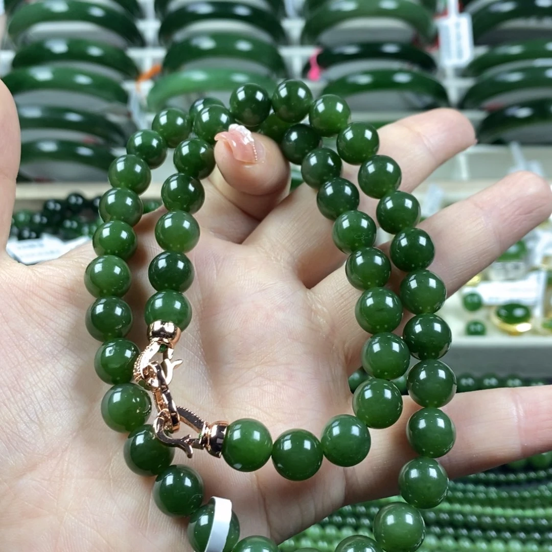 和田玉（碧玉）颈饰未镶嵌