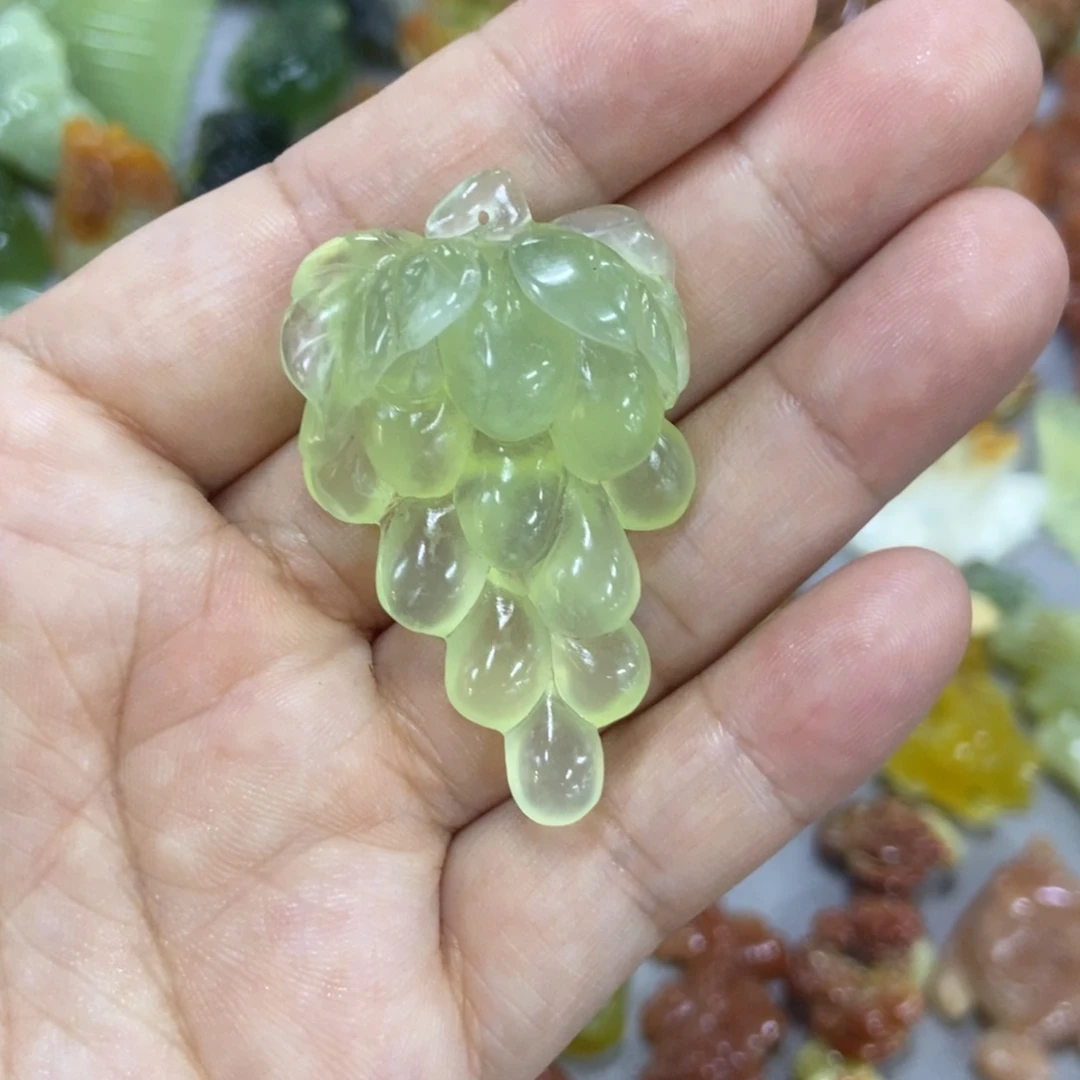 未镶嵌蛇纹石玉挂件