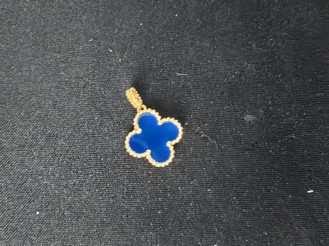 足金蓝色四叶草吊坠  时尚