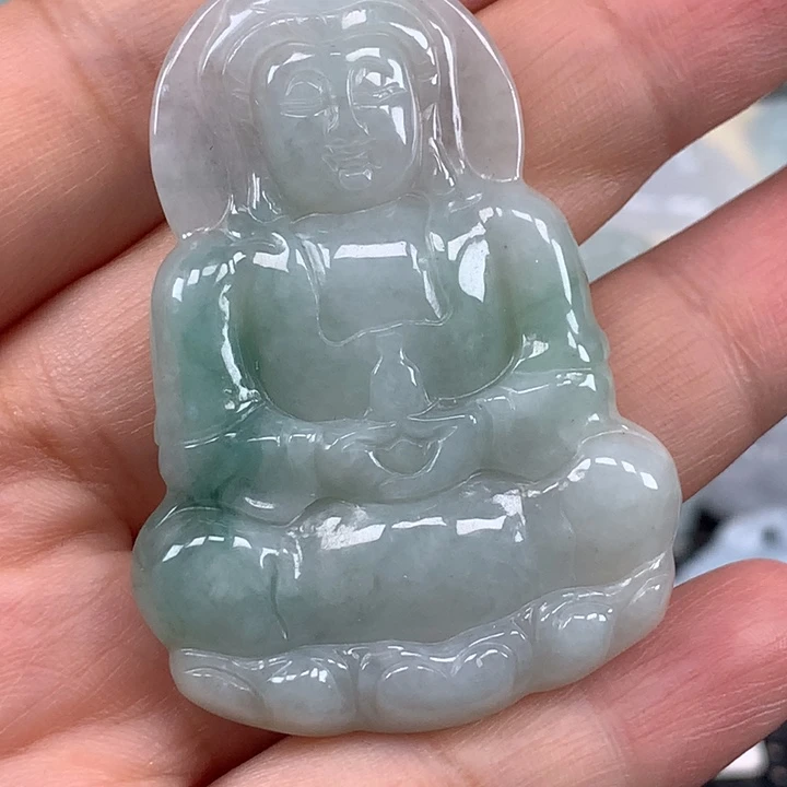 颈饰未镶嵌翡翠观音