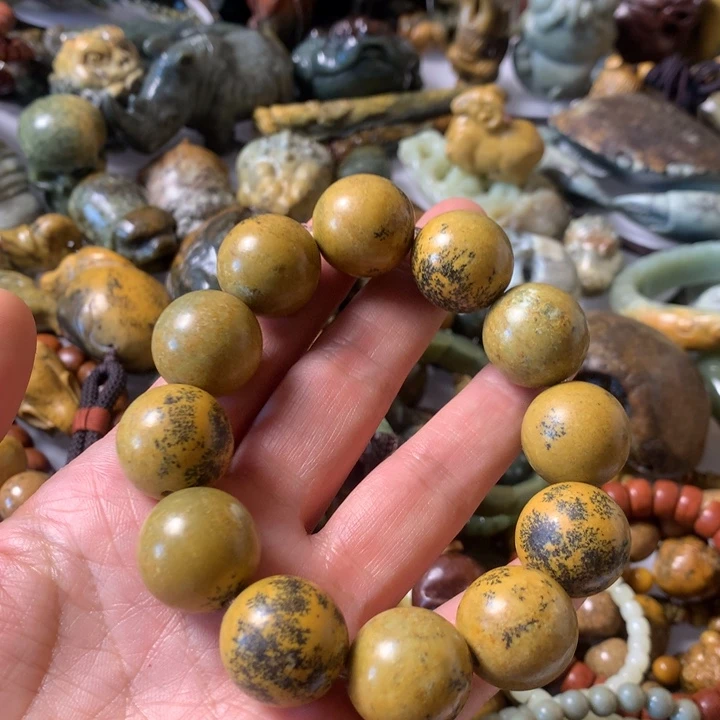 岫岩河磨玉（透闪石质玉）未镶嵌笔搁?***?