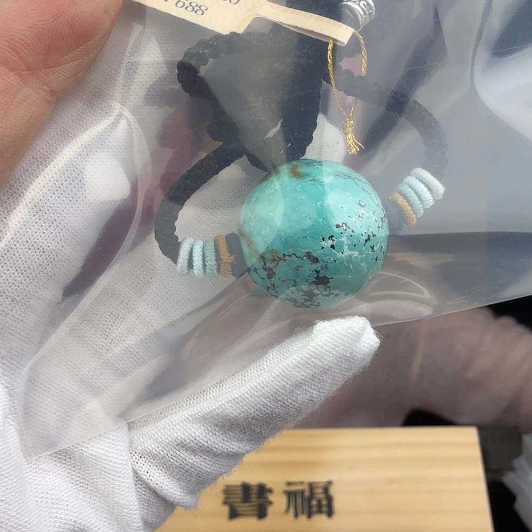 樂***予绿松石未镶嵌珠宝奇石