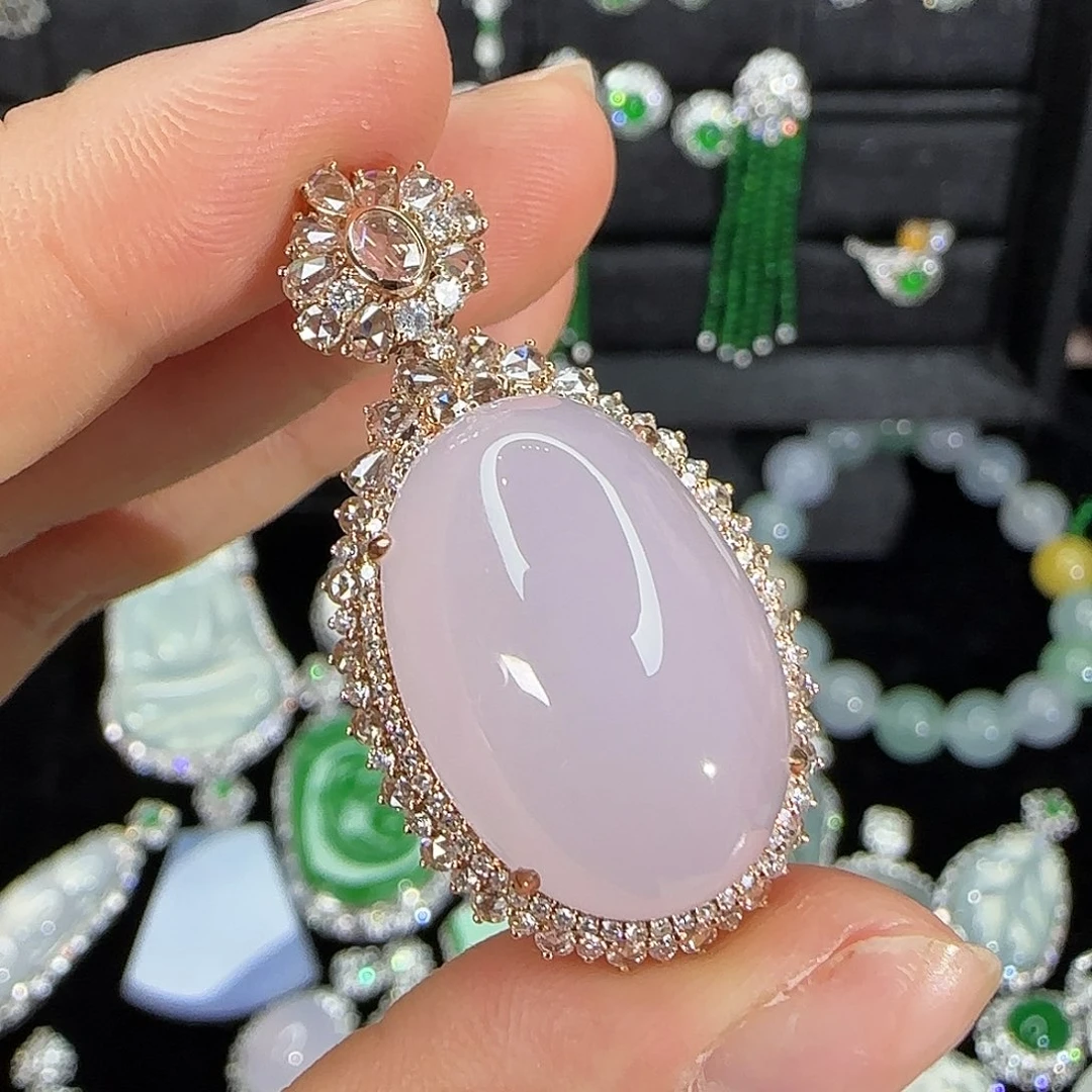 翡翠18K金镶嵌颈饰天然翡翠