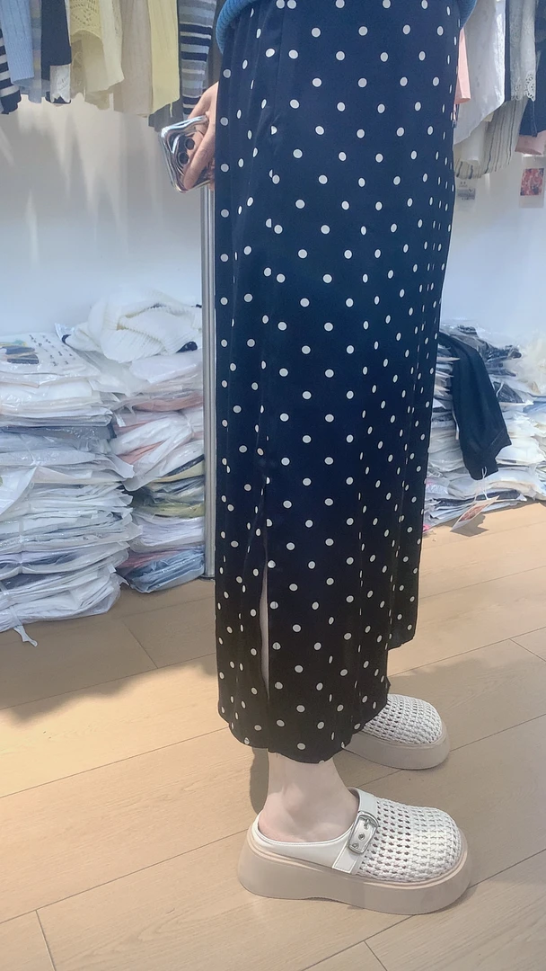 夏季薄款点点纱侧拉链开衩半裙