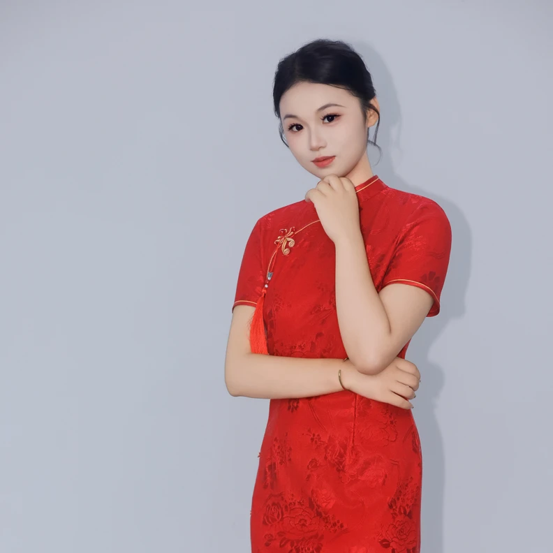 红色新中式旗袍敬酒服新娘2025新款订婚结婚礼服女蕾丝