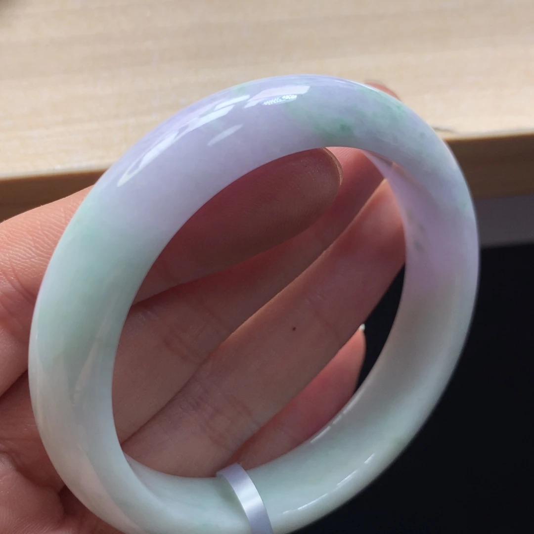 未镶嵌手镯翡翠手镯