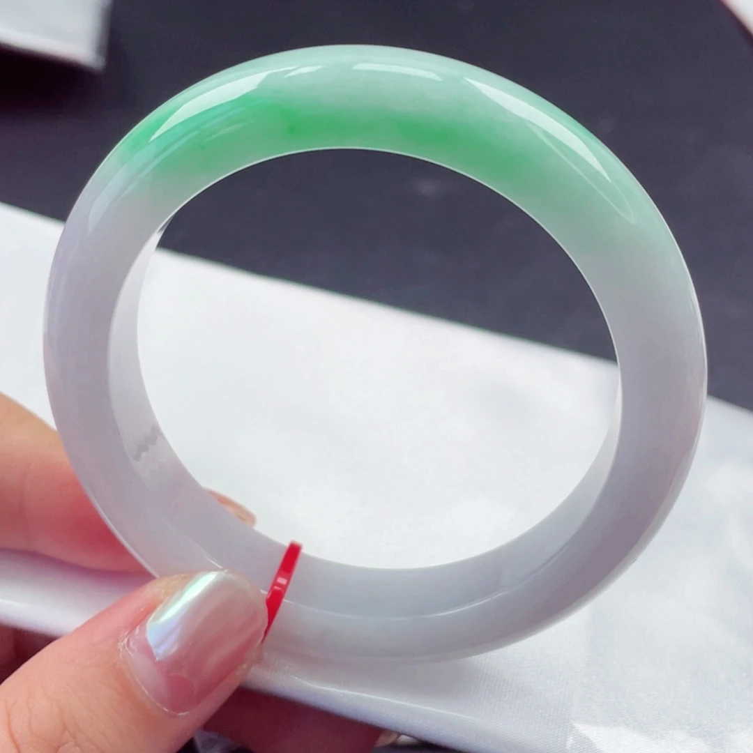 翡翠未镶嵌手镯55圈口