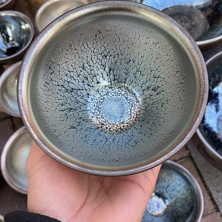 茶盏建盏点茶一个