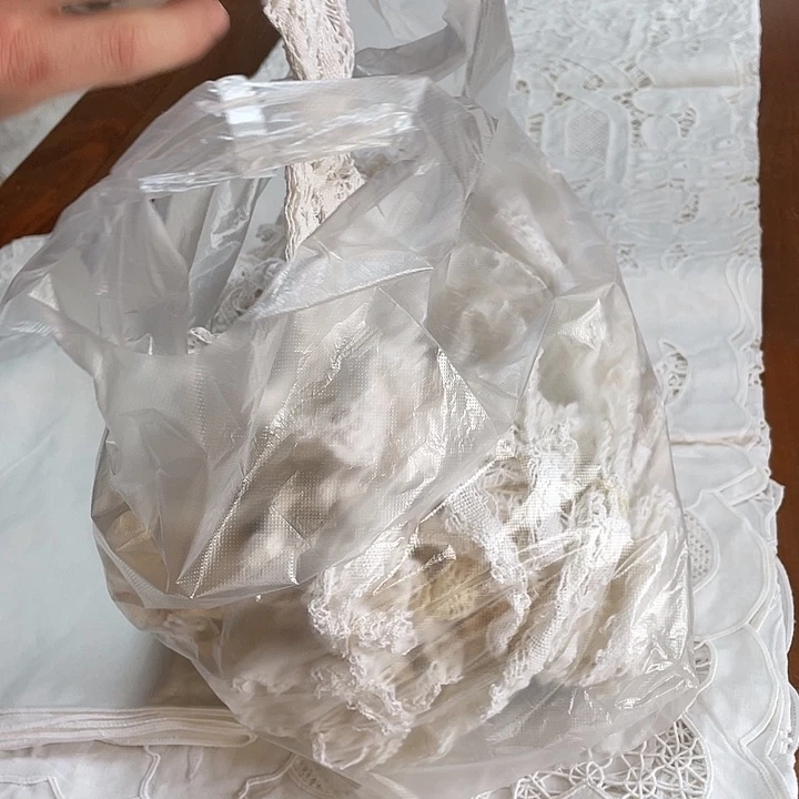 毛绒亚麻棉蚕丝155-花边