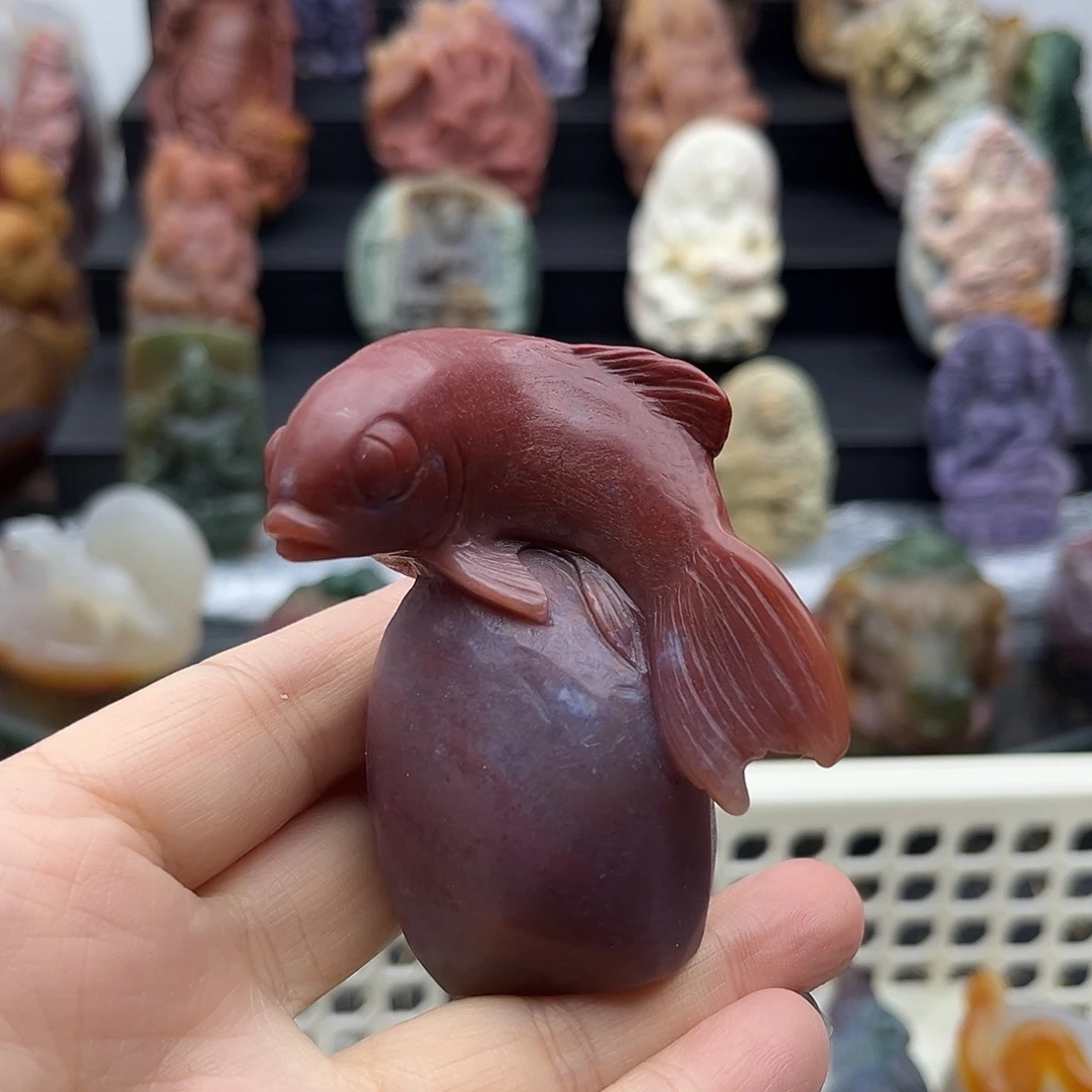 颈饰未镶嵌石英质玉