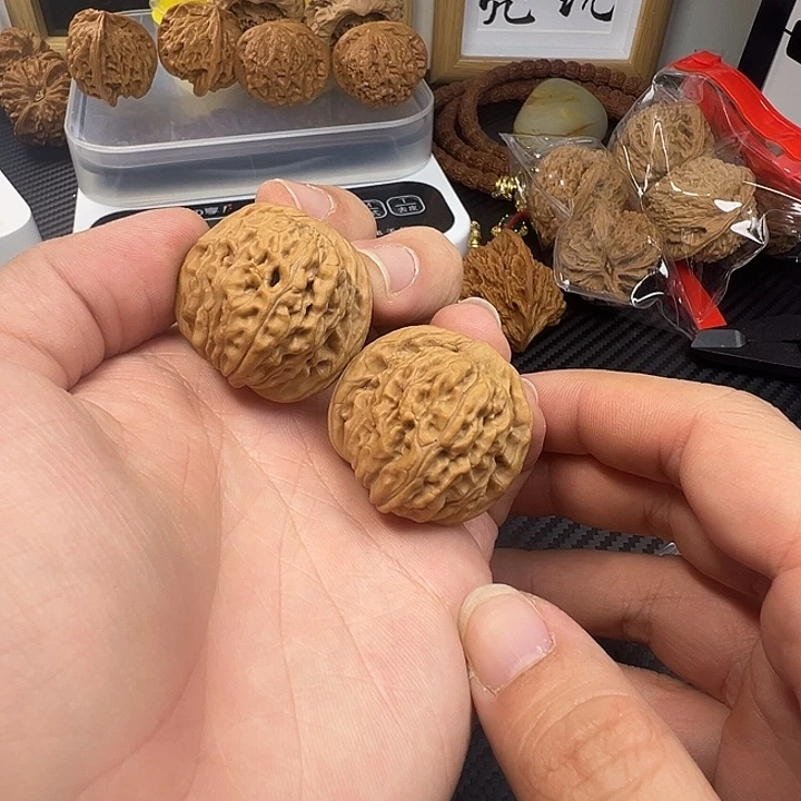 文玩核桃把件35全品四座楼（微反油）