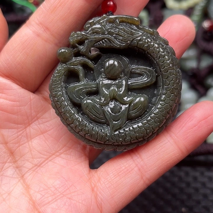 和田玉颈饰未镶嵌