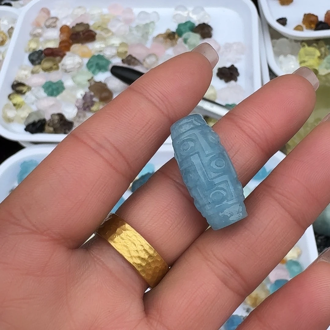 兮***阳颈饰紫晶未镶嵌海