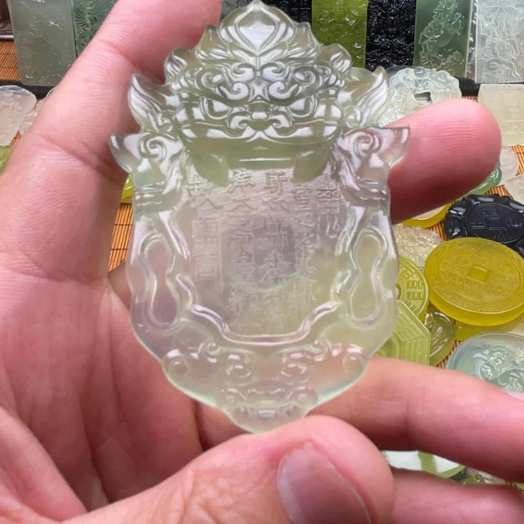 佟***楠蛇纹石玉未镶嵌其他