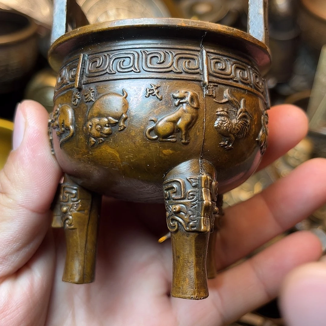 精美铜器工艺品等