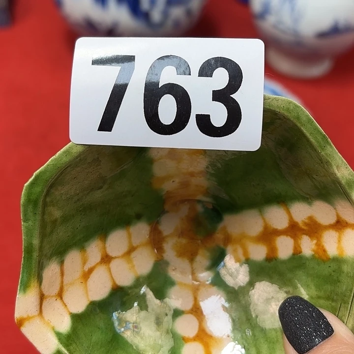 瓷片
