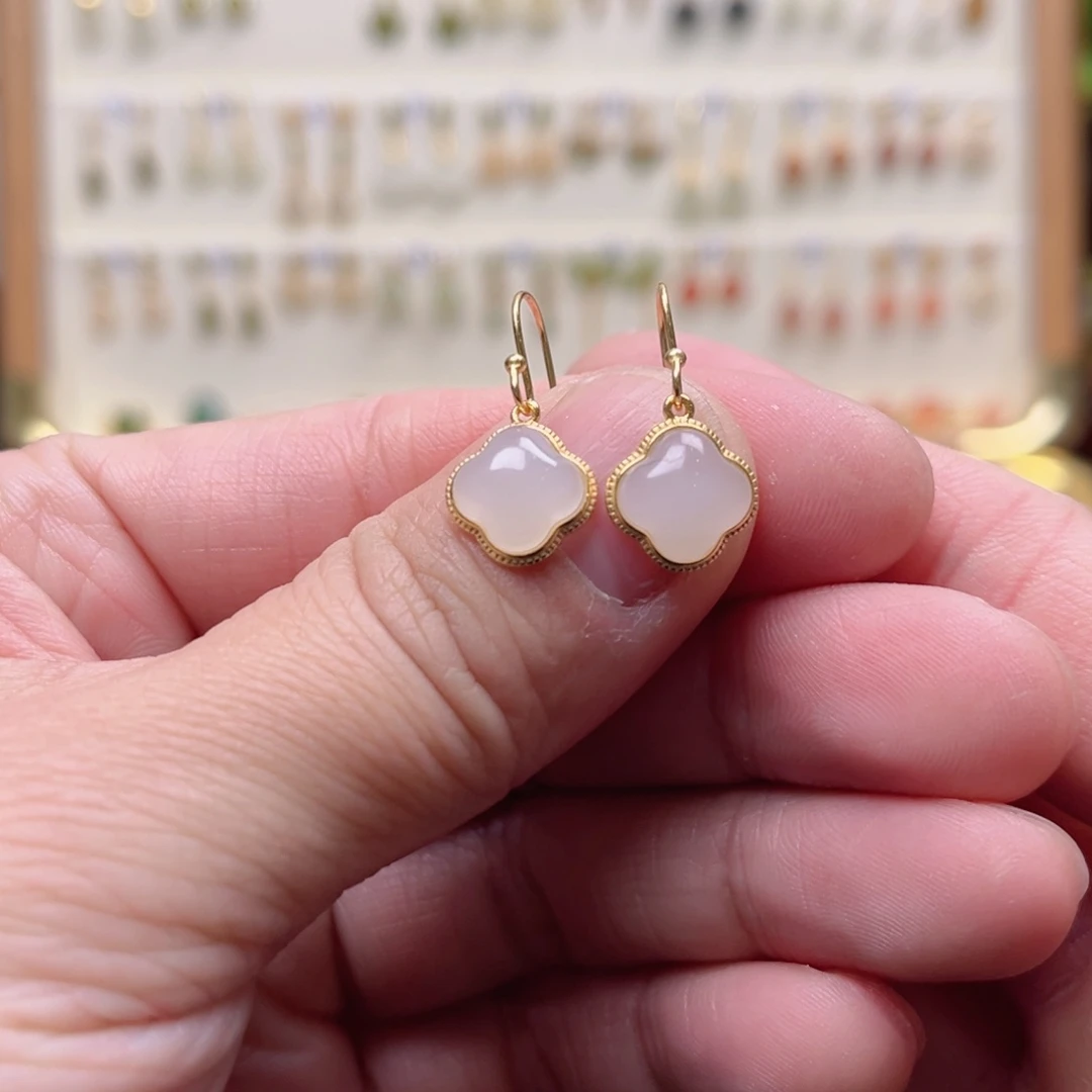 和田玉银S925镶嵌耳饰