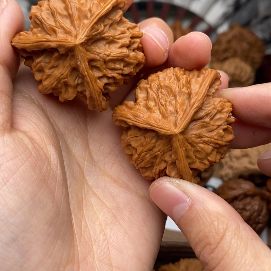 文玩核桃把件580号43盘山