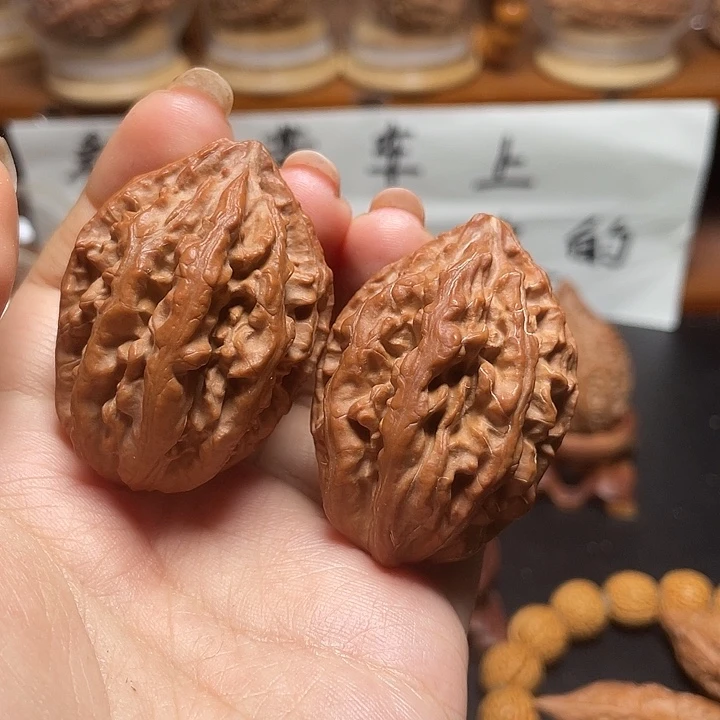 文玩核桃把件粗筋