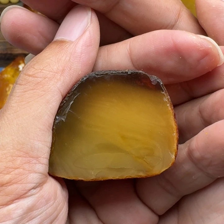 定制琥珀未镶嵌未镶嵌定制琥珀