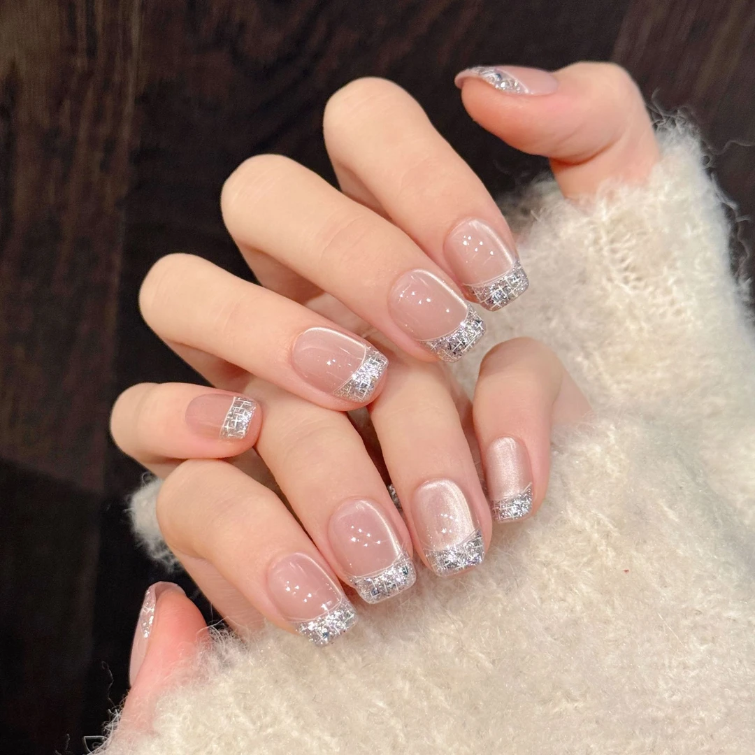 冰茶｜法式清冷碎钻丝绸猫眼简约显白短款美甲贴片手工穿戴甲10片