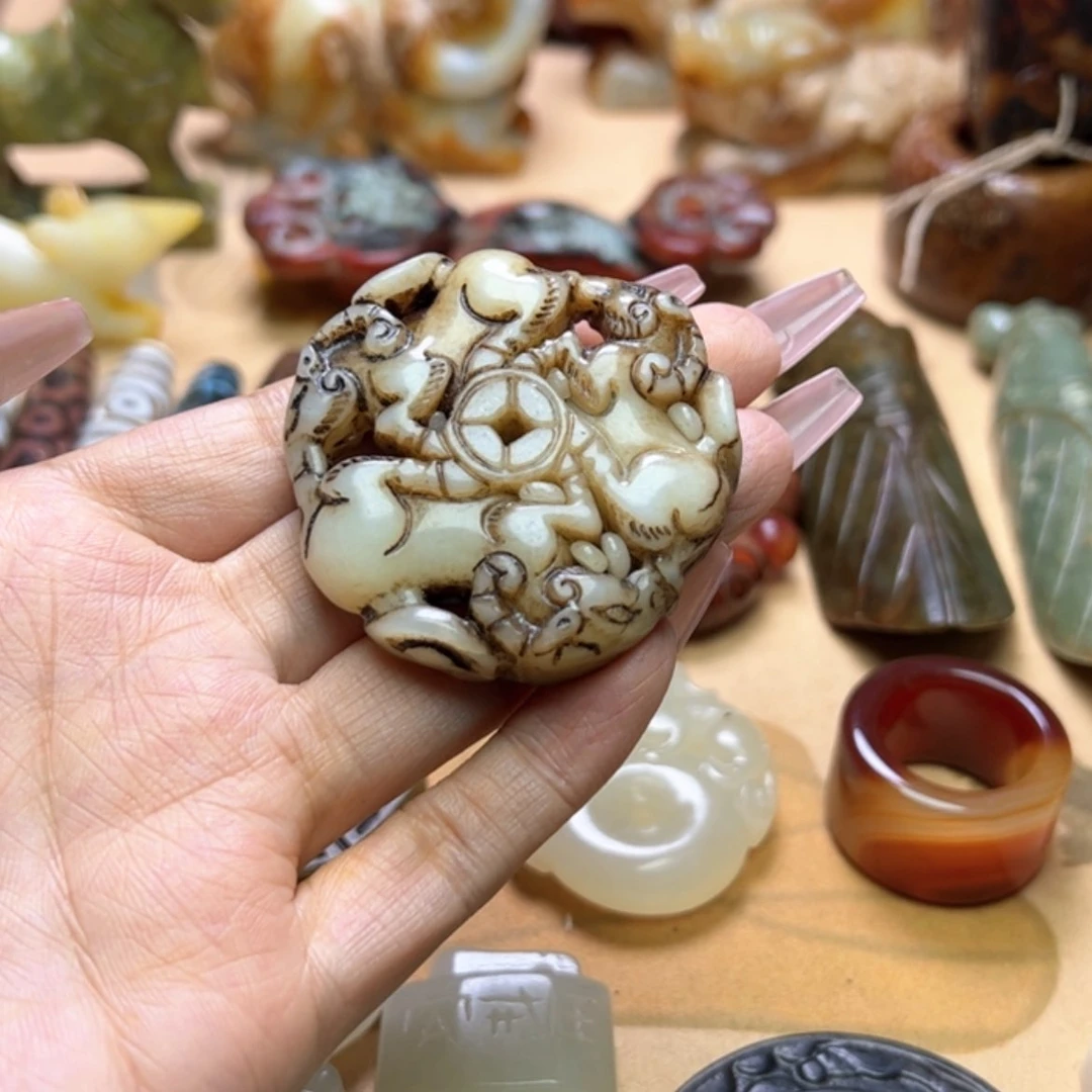 【闪购商品】蛇纹石玉颈饰未镶嵌