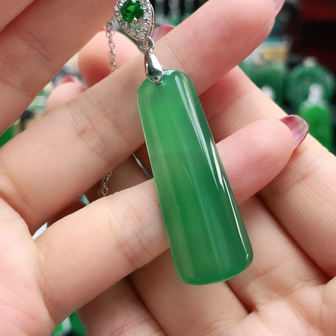 玛瑙/玉髓吊坠未镶嵌