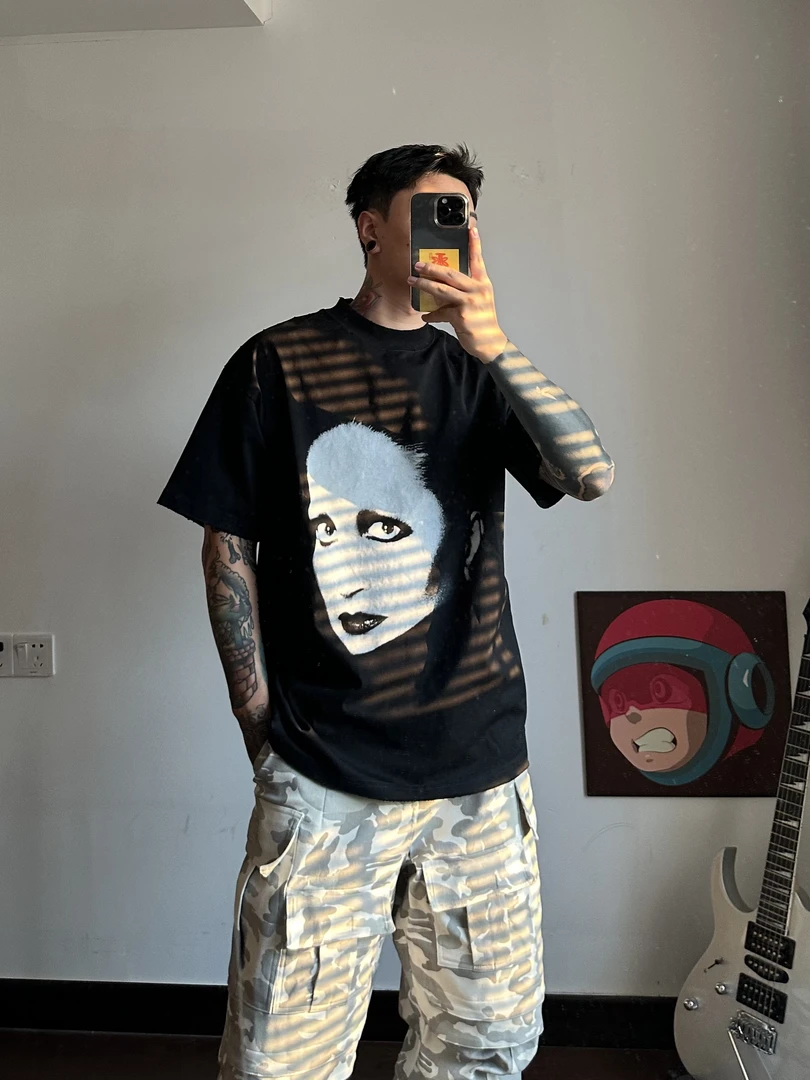 音乐联名人像短袖