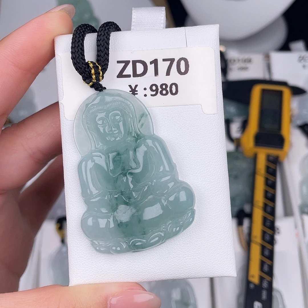 翡翠未镶嵌颈饰zd170