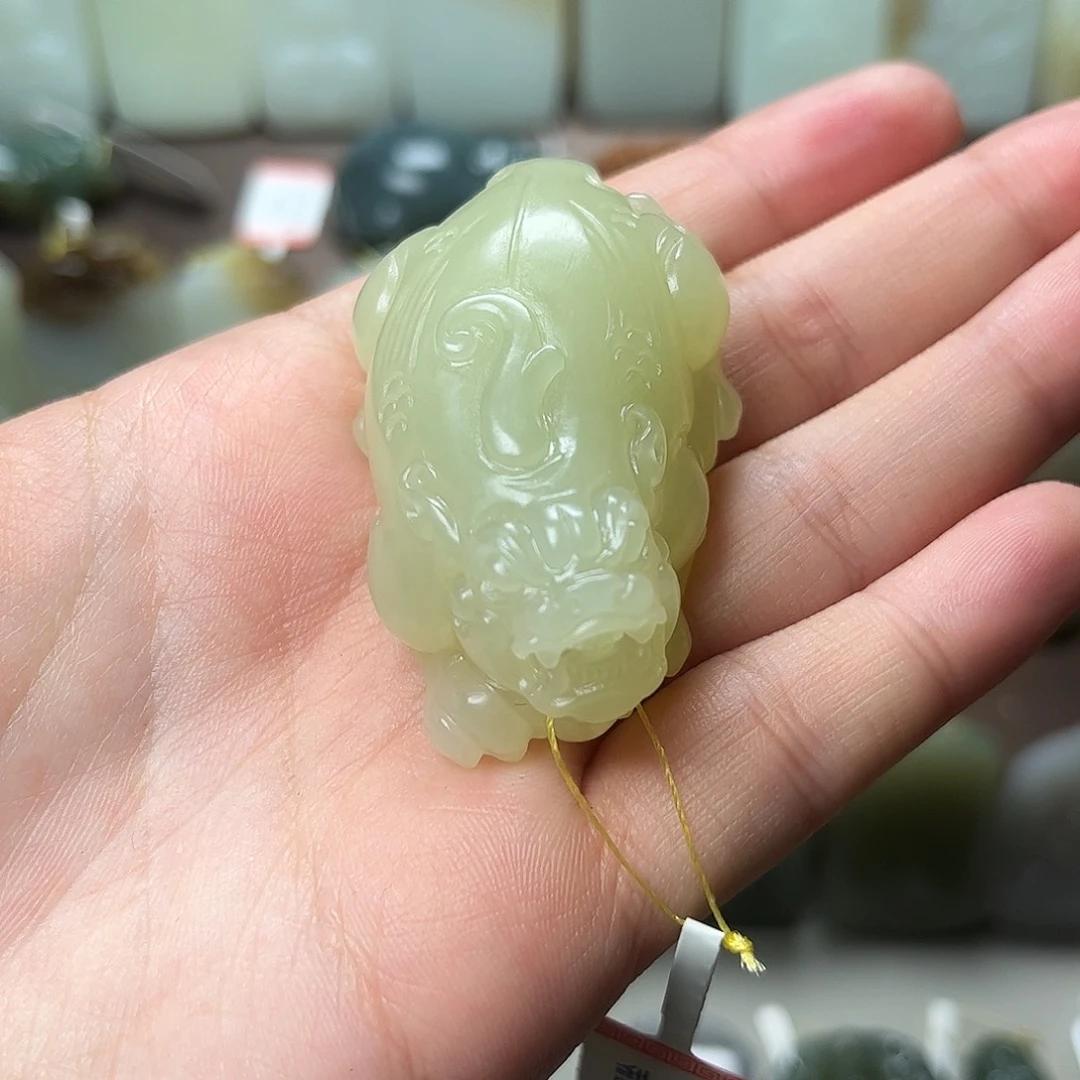 和田玉颈饰未镶嵌用****9